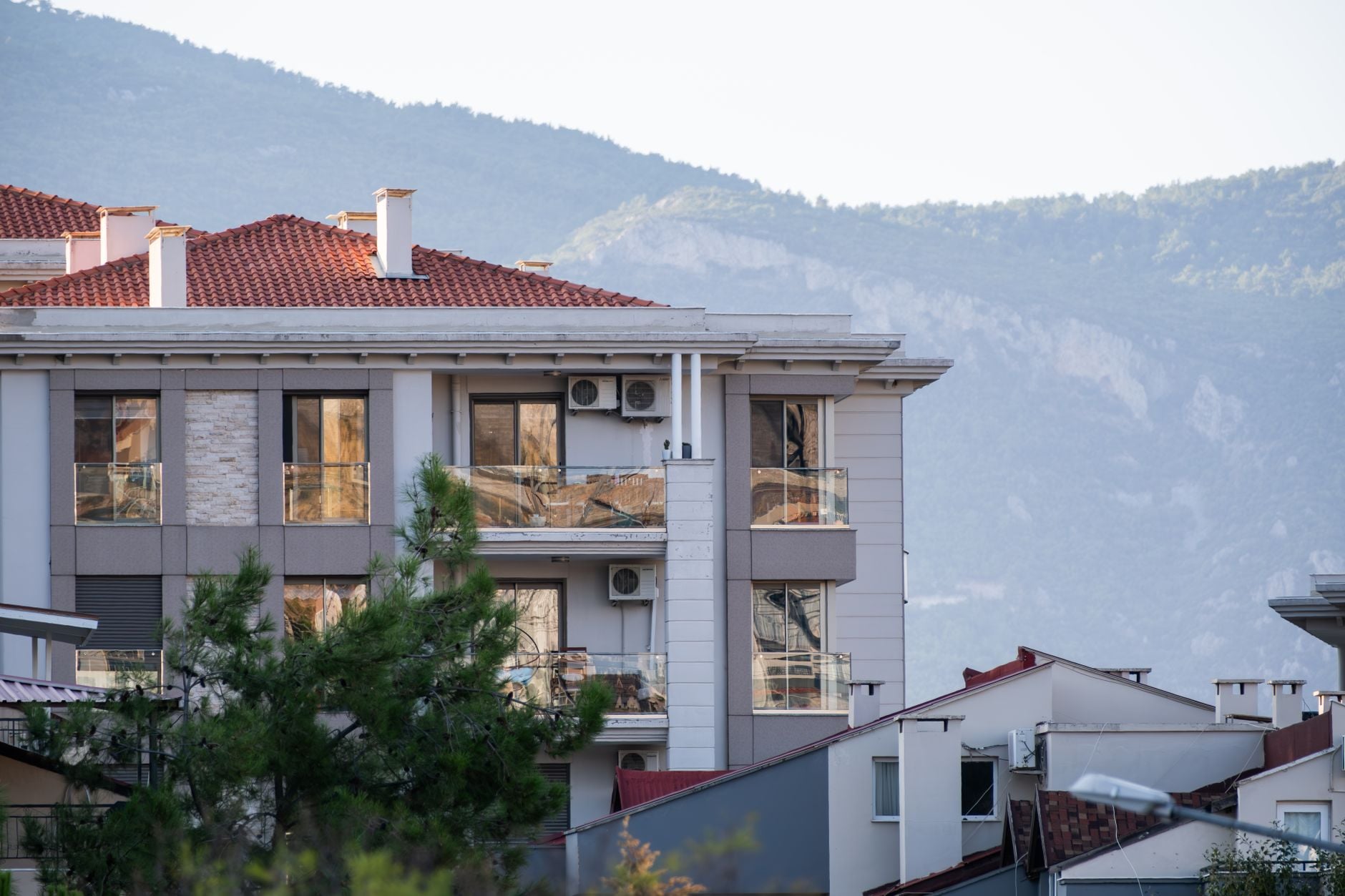 Rr. Elbasanit