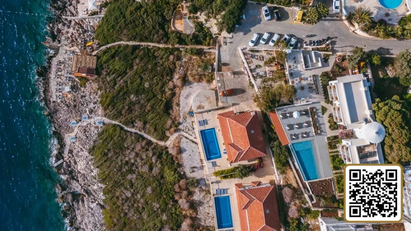 Saranda Ndryshe: Qiraja Afatgjatë në Qytetin që Fle në Dimër