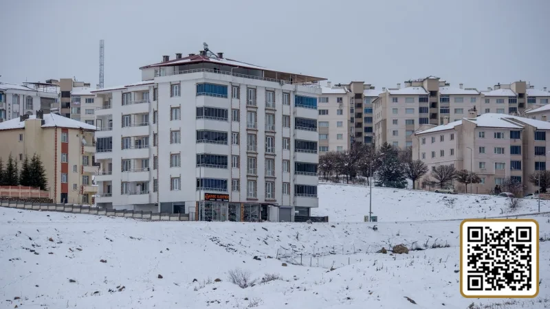 Vendndodhja është Investimi: Si ndikon zona në të ardhmen e pronës?