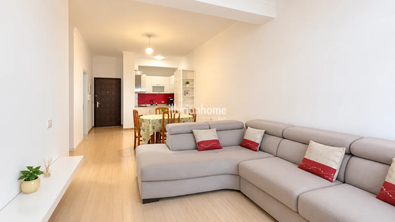 EXCLUSIVE FOR RENT| 2+1 APARTMENT + PARKING| PETI STREET - Image 1