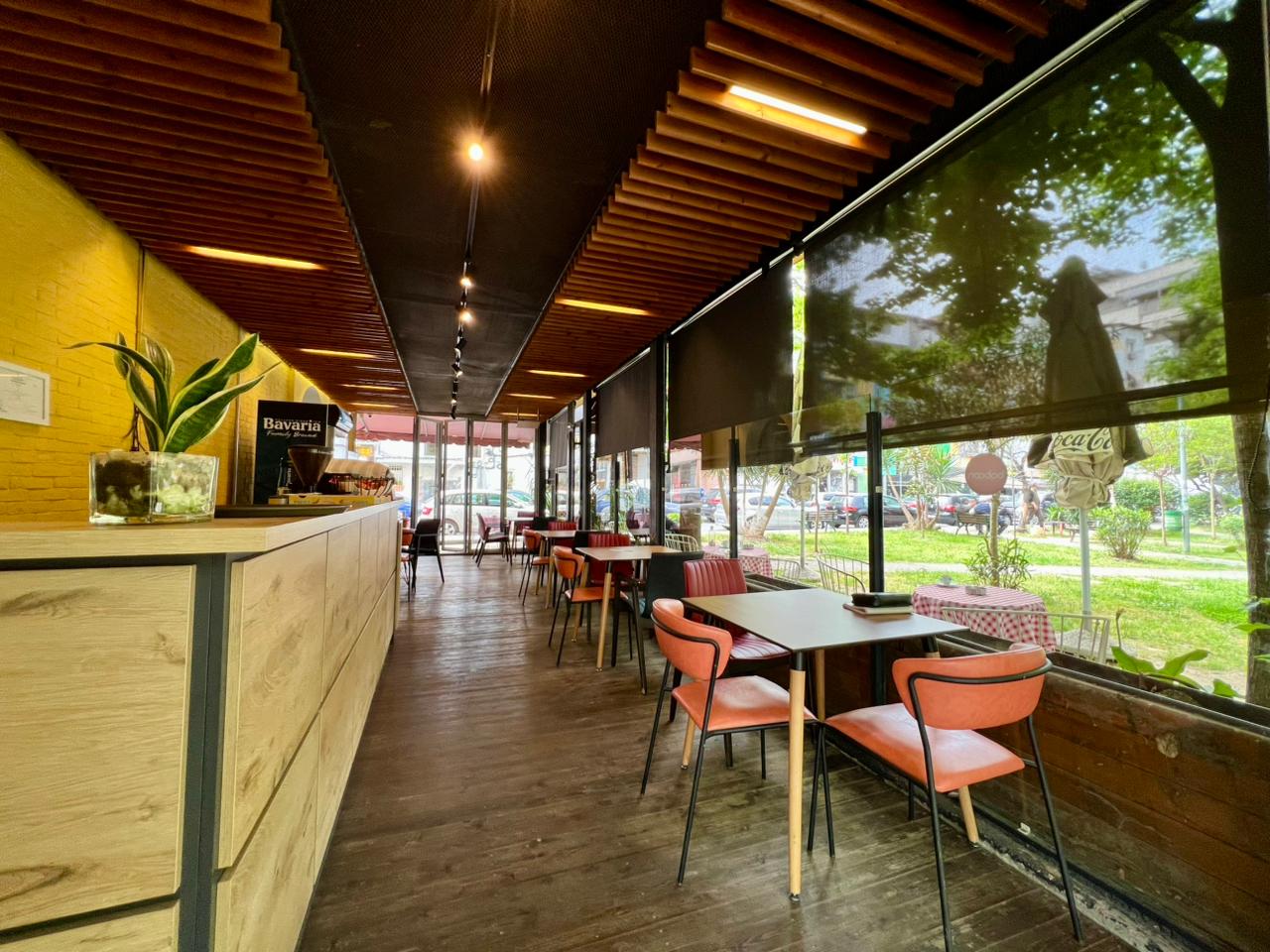 For sale: Pizza & Fast Food Business, Bajram Curri Boulevard – Tirana