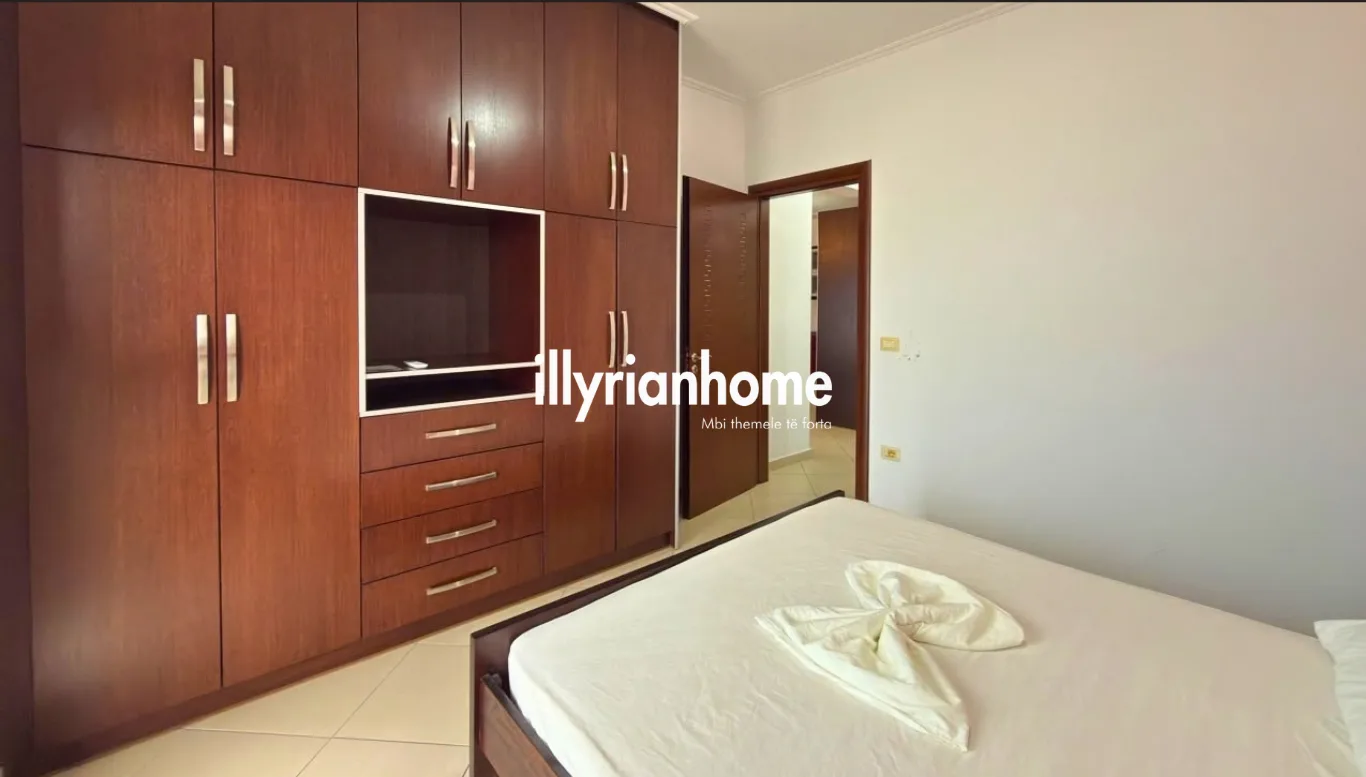 EKSKLUZIVE | QIRA | APARTAMENT 2+1 ME PAMJE NGA DETI DHE KORFUZI – SARANDË - Image 5