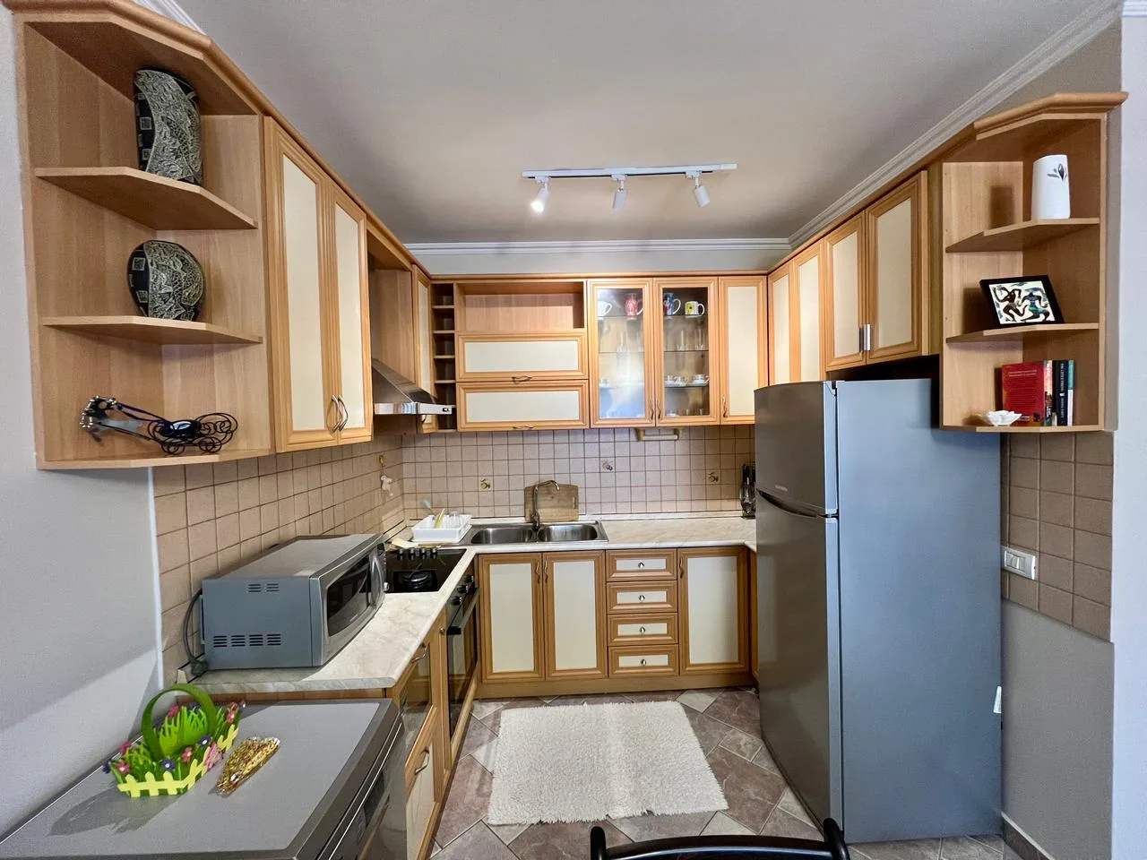For rent, 1+1+Balcony apartment, "Shkolla e Baletit", Tirana. 3