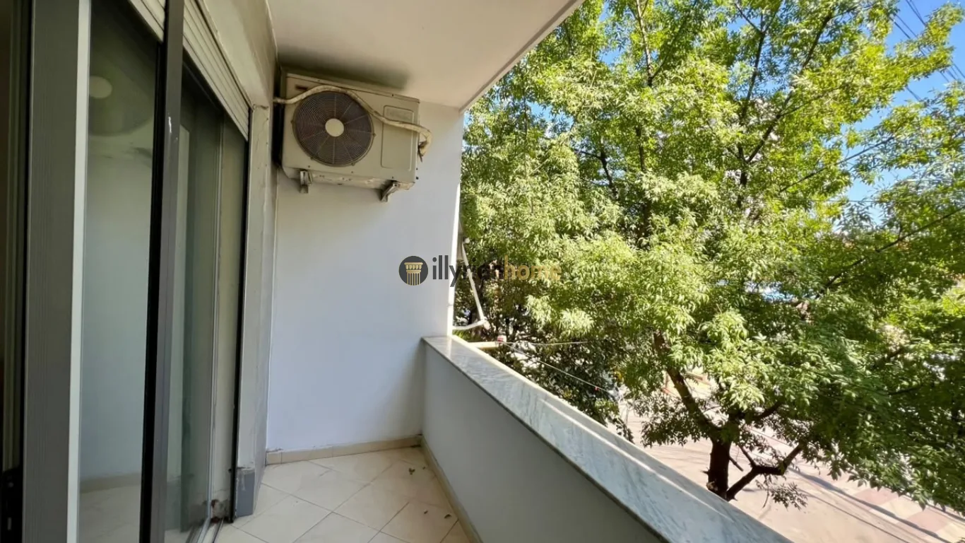 QIRA | APARTAMENT 3+1 , GJIMNAZI "PARTIZANI"-TIRANË - Image 4