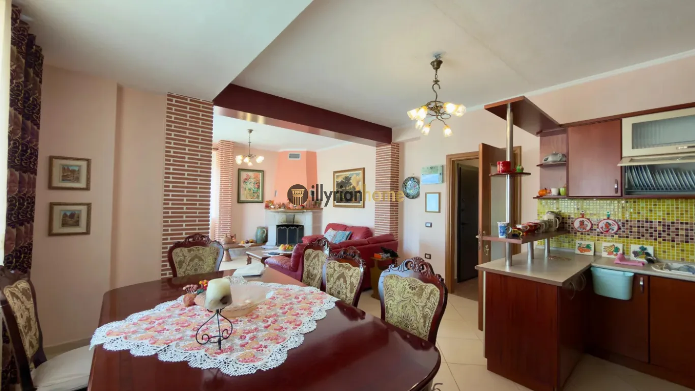 3+1 WOHNUNG ZU MIETEN | ZENTRUM POGRADEC | [EOS] AUSSICHT AUF DEN SEE - Image 5