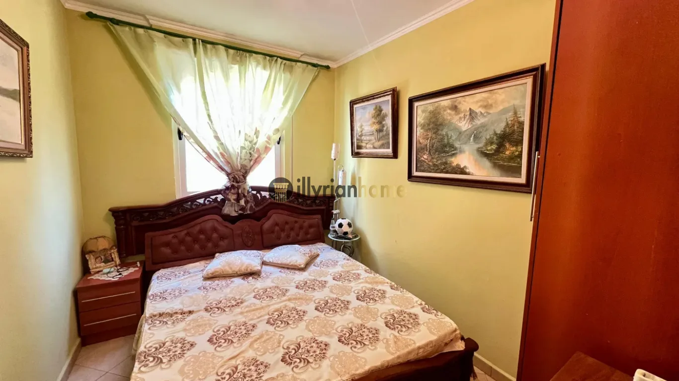 Ekskluziv, shitet Apartament 2+1 + ballkon , " Golem ", Durrës. - Image 4