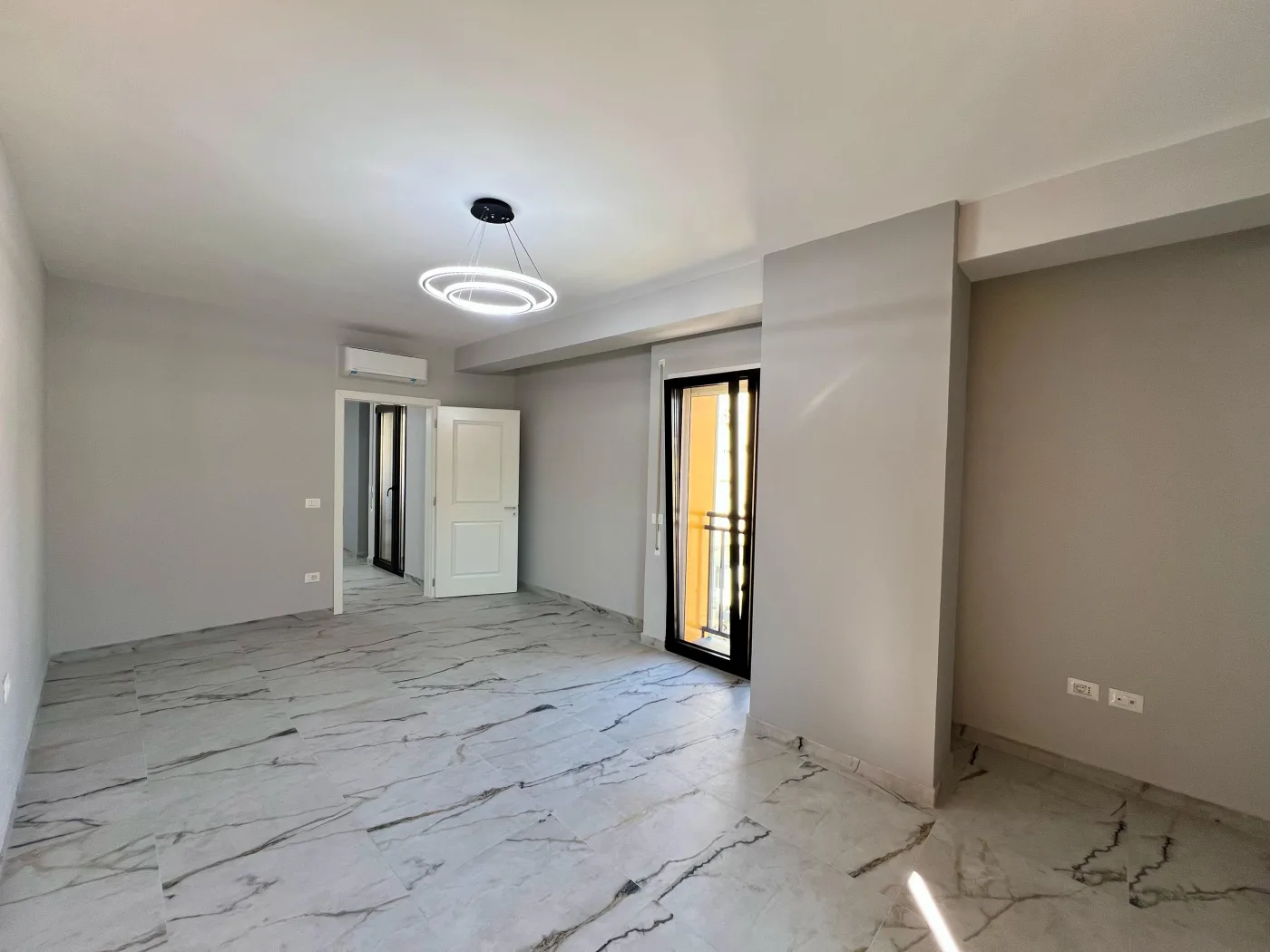 Für-rent, 1+1 Wohnung, "Shkolla e Baletit", Tirana. 8