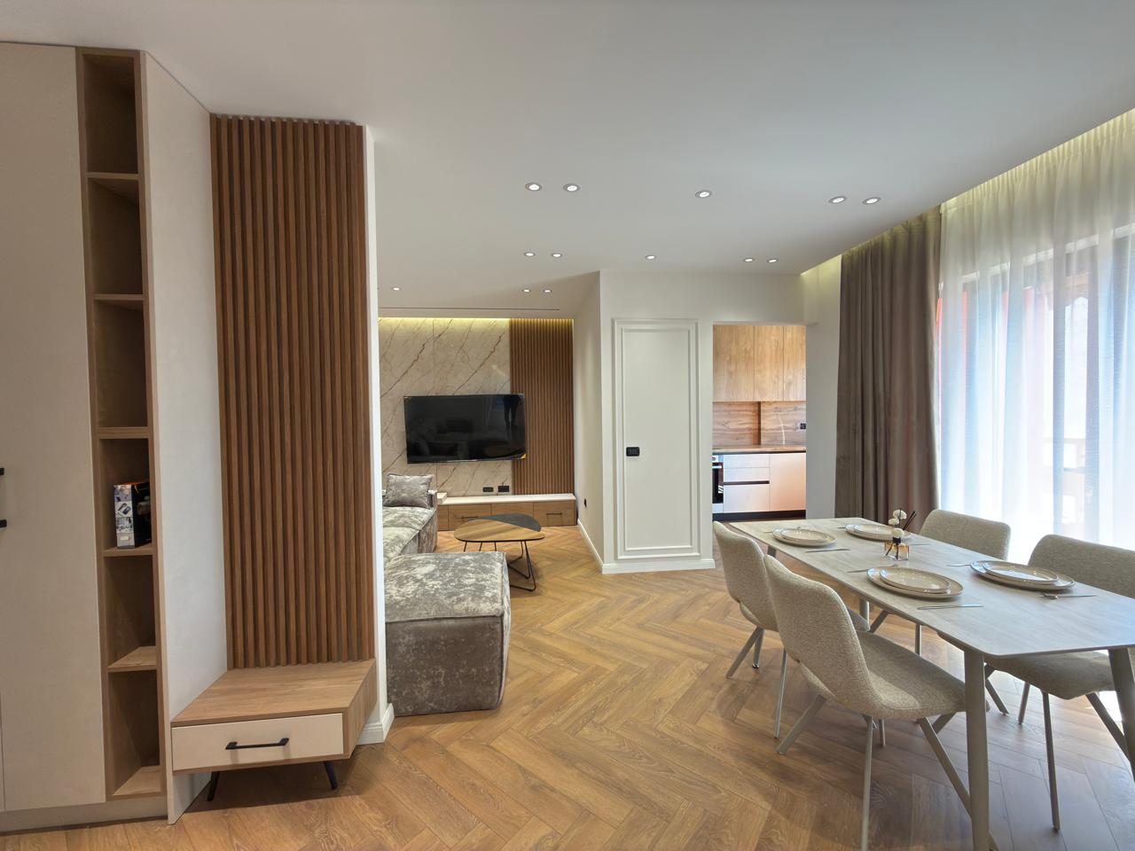 For sale, 2+1+Balcony Apartment, “Pallati me Shigjeta”, Tirana. 3