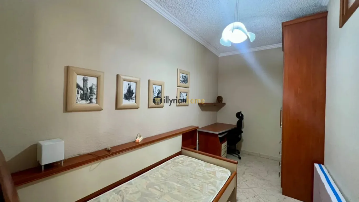 Zur Miete wurde eine möblierte 2+1-Wohnung mit 2 Balkonen in der Rrugën und Kossovarëve gemietet. - Image 11