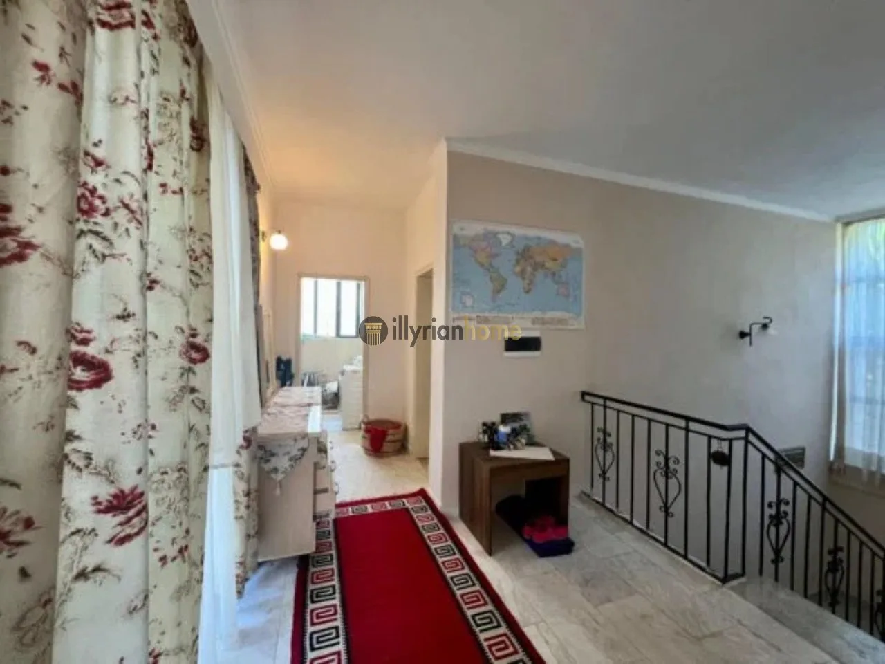 Propriedade exclusiva, casa de dois andares à venda em Bregdet, com quintal privado — um raro investimento em Shkëmbi de Kavajë 11
