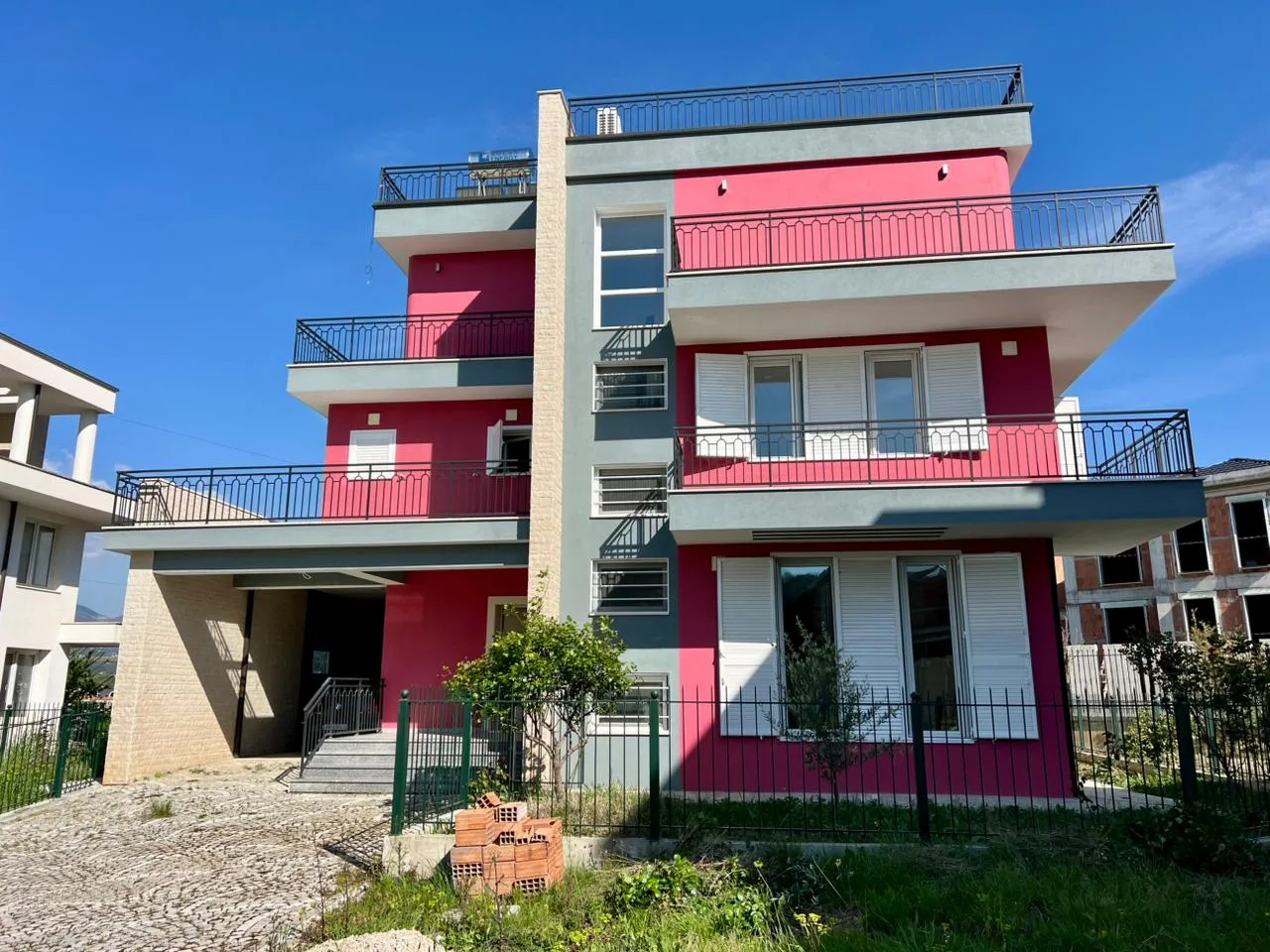 In rent, Villa 2-storey "Mjull - Bathore", near TEG, Tirana