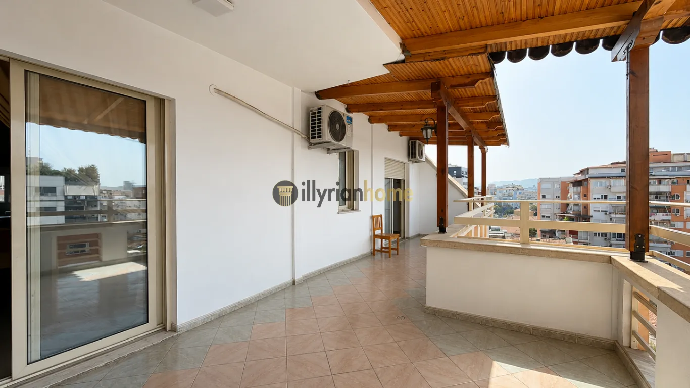 EKSKLUZIVE PËR SHITJE | APARTAMENT 2+1+2 – RRUGA “4 DËSHMORËT ”, TIRANË - Image 5