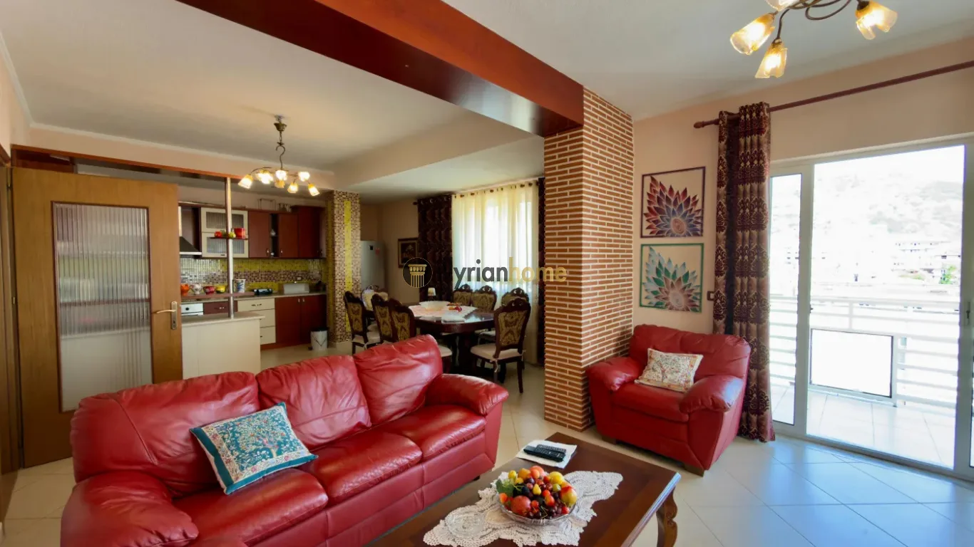 3+1 WOHNUNG ZU MIETEN | ZENTRUM POGRADEC | [EOS] AUSSICHT AUF DEN SEE - Image 1