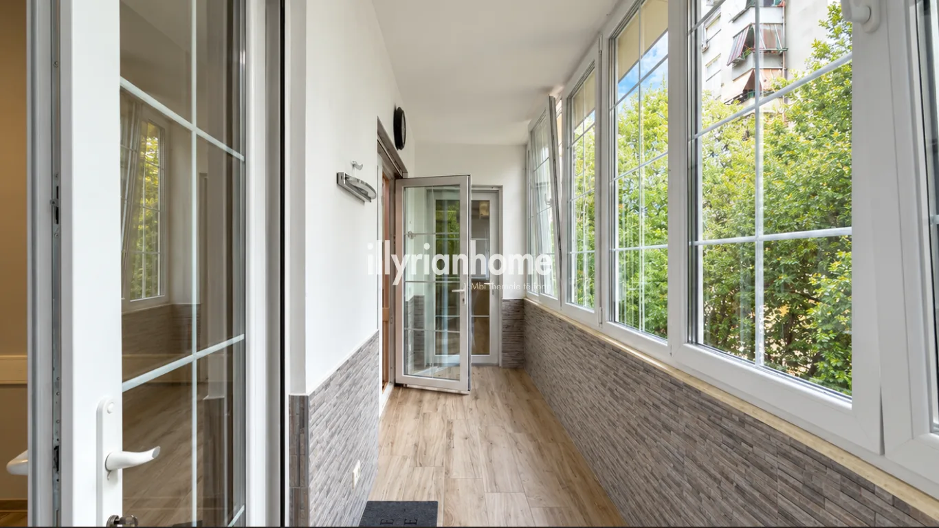 EKSKLUZIVE | JEPET ME QIRA AMBIENT ZYRE MODERN – PËRBALLË MATERNITETIT TË RI “KOÇO GLOZHENI”, TIRANË - Image 6