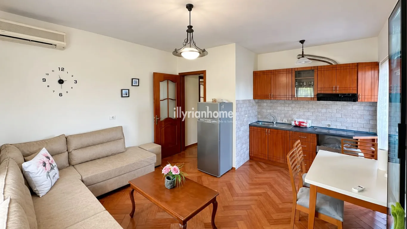 JEPET ME QIRA | APARTAMENT 2+1  | RRUGA E ELBASANIT, KRYQËZIMI I 7 XHUXHAVE - Image 9