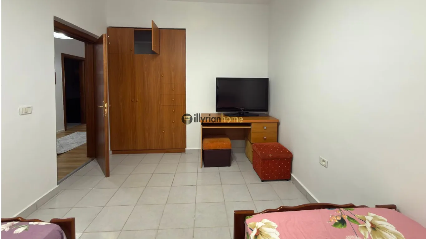 For rent, 2+1 apartment between Myslym Shyri and Rruga e Kavajës - Image 4