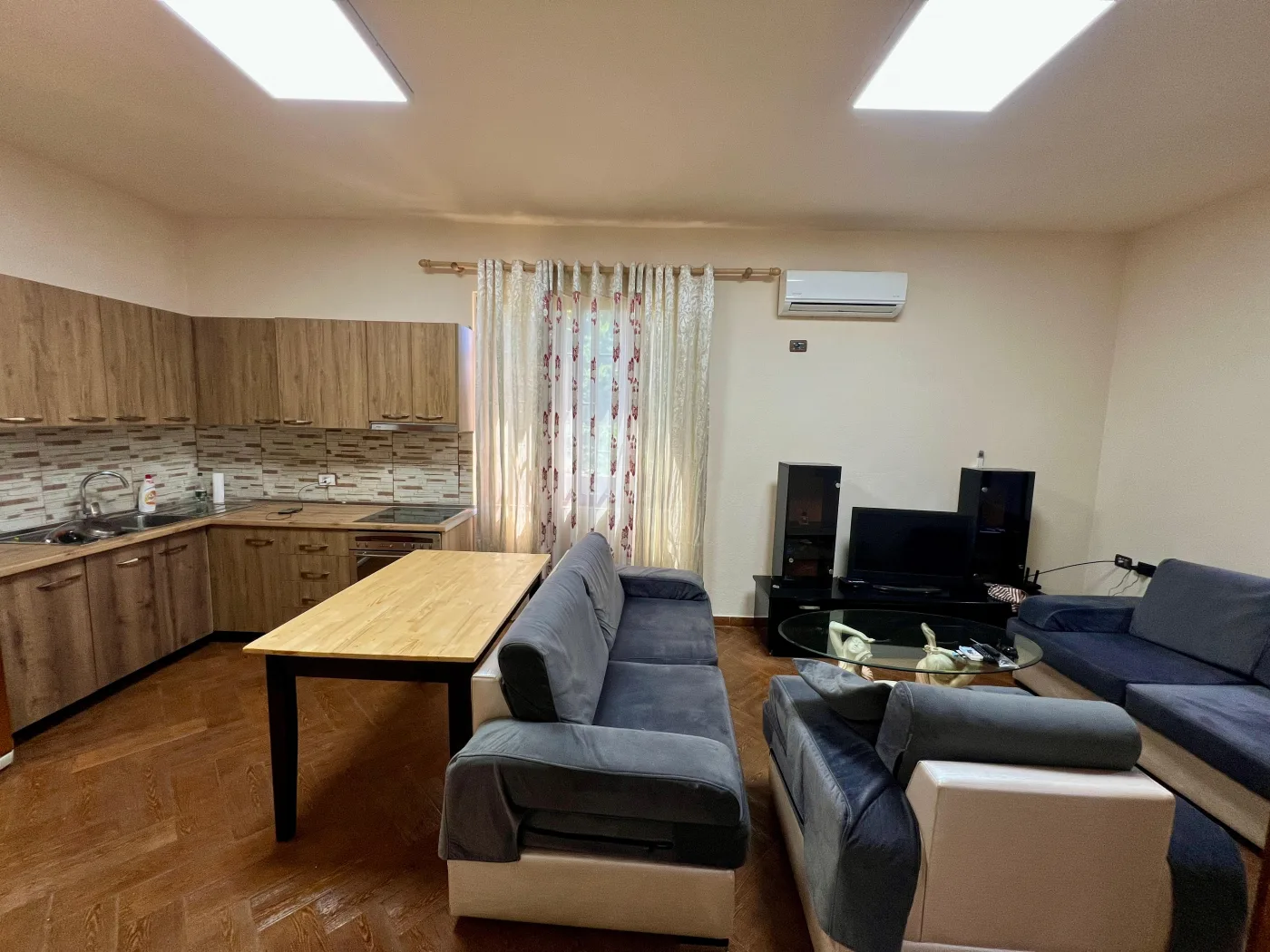 Zu vermieten, privates eingeschossiges Haus, „Unazë e Madhe“, Tufinë. 3