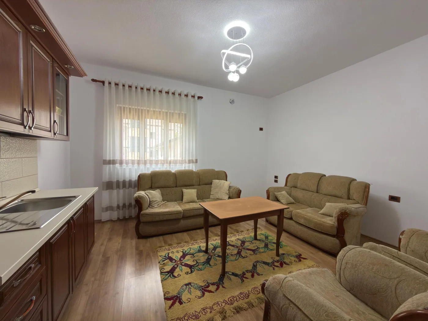 Shtëpi private me qira | Ideale për familje, diplomatë dhe staf ndërkombëtar | 3 parkime - Image 17