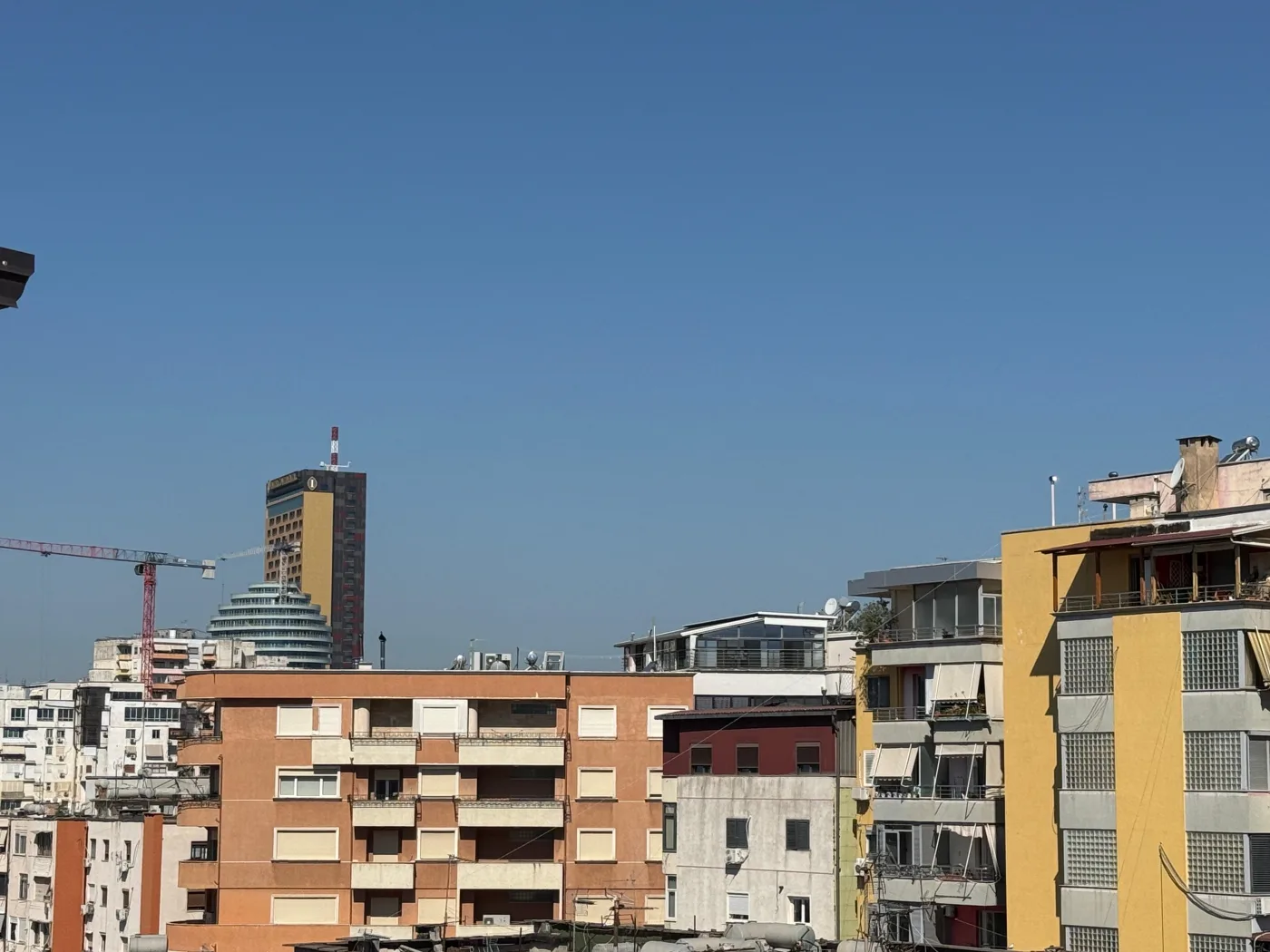 For rent: 1+1 apartment with large veranda near New Bazaar 7