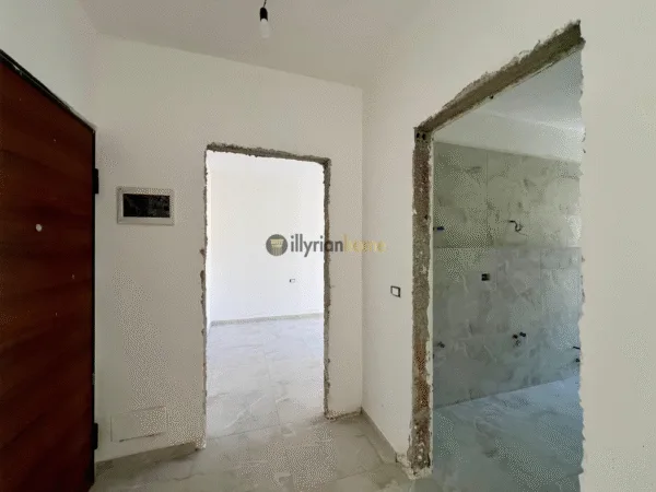 Zum Verkauf, 1+1 Wohnung in Laprakë, Tiranë. - Image 5