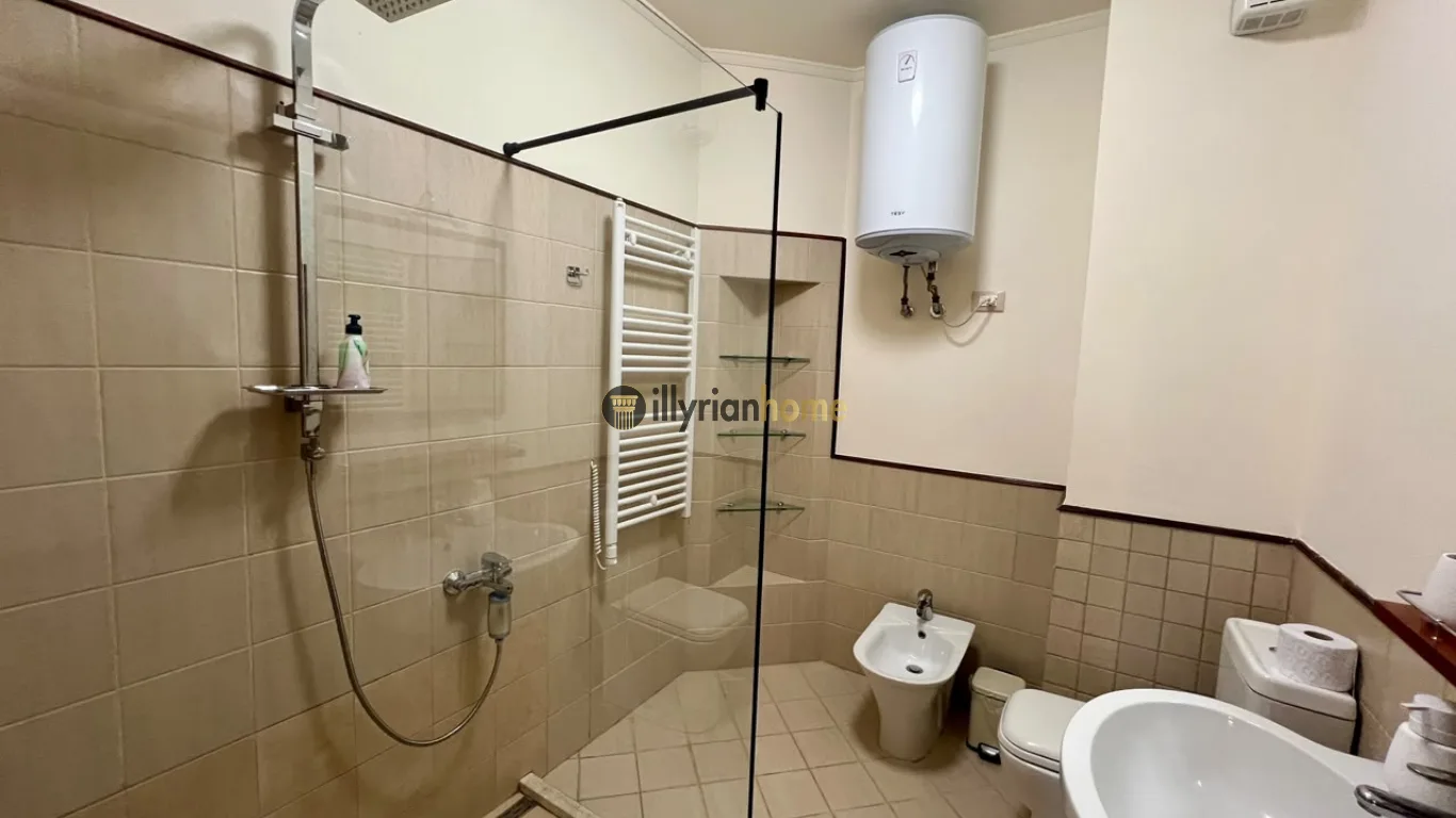 Rent | 2+1+2 apartment with balcony | Near the Artistic High School, Tirana - Image 10