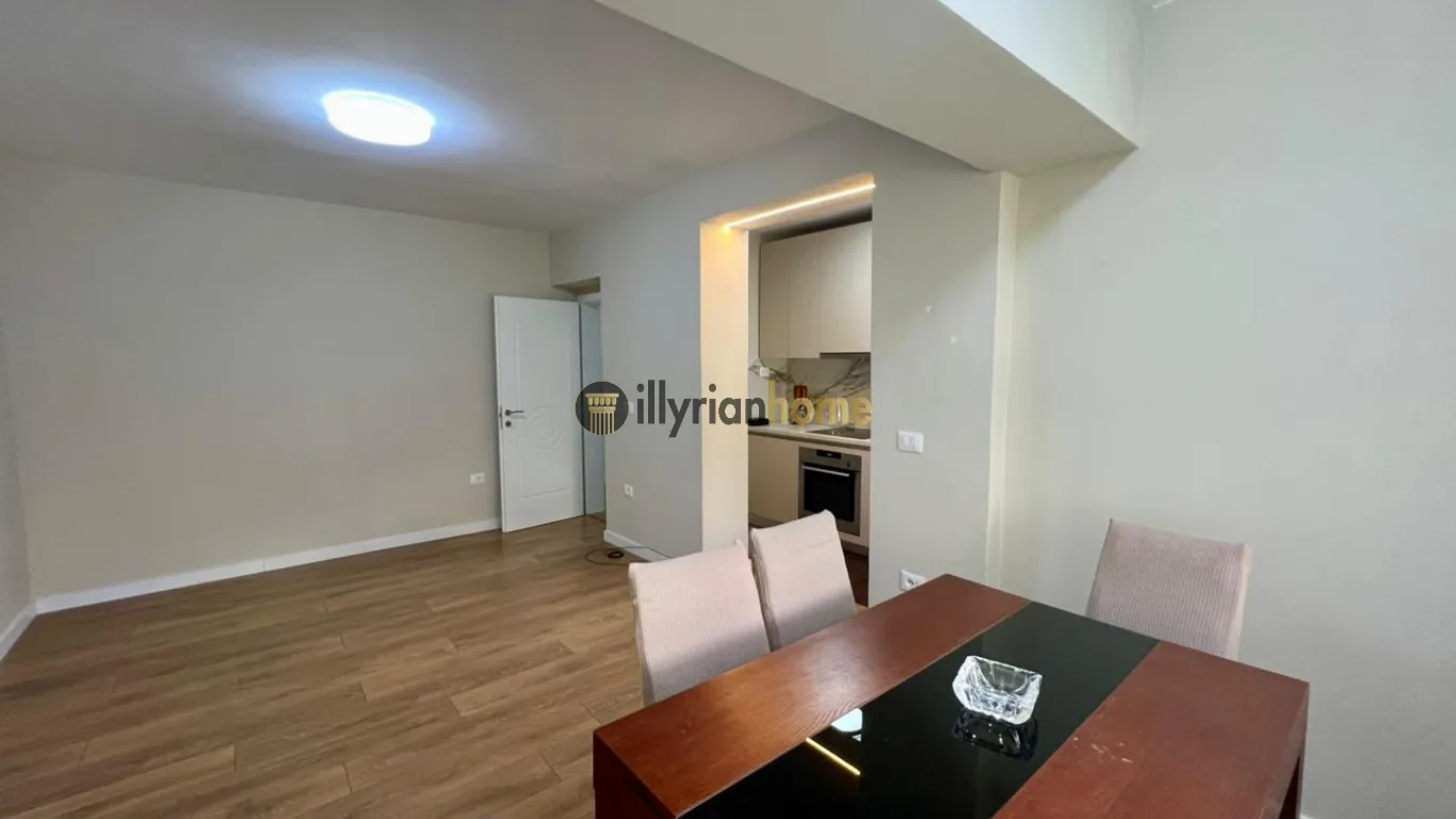 EKSKLUZIVE | SHITET APARTAMENT 1+1 I RIKONSTRUKTUAR "PALLATI ME SHIGJETA" - Image 6