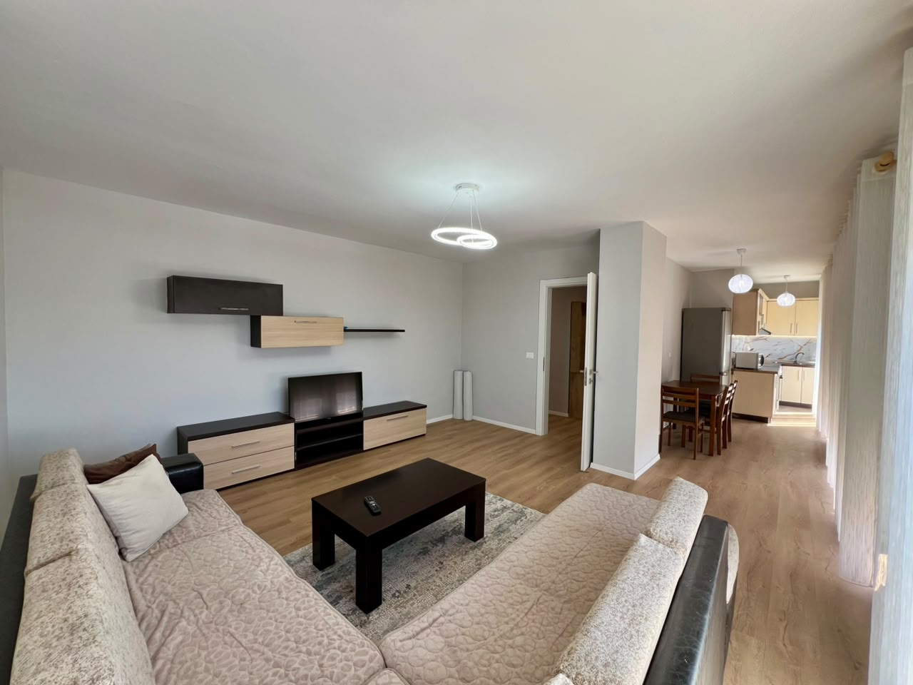 For rent: 2+1 apartment in the former Dogana area, Tirana