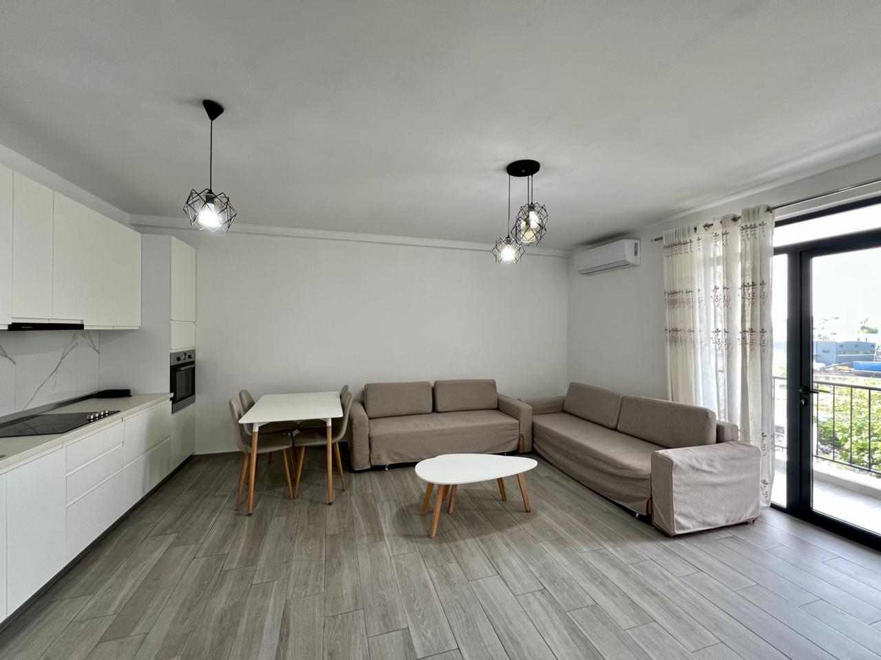In affitto, appartamento 3+1+2 con 2 bagni, “5 Maji”, Tirana. 3