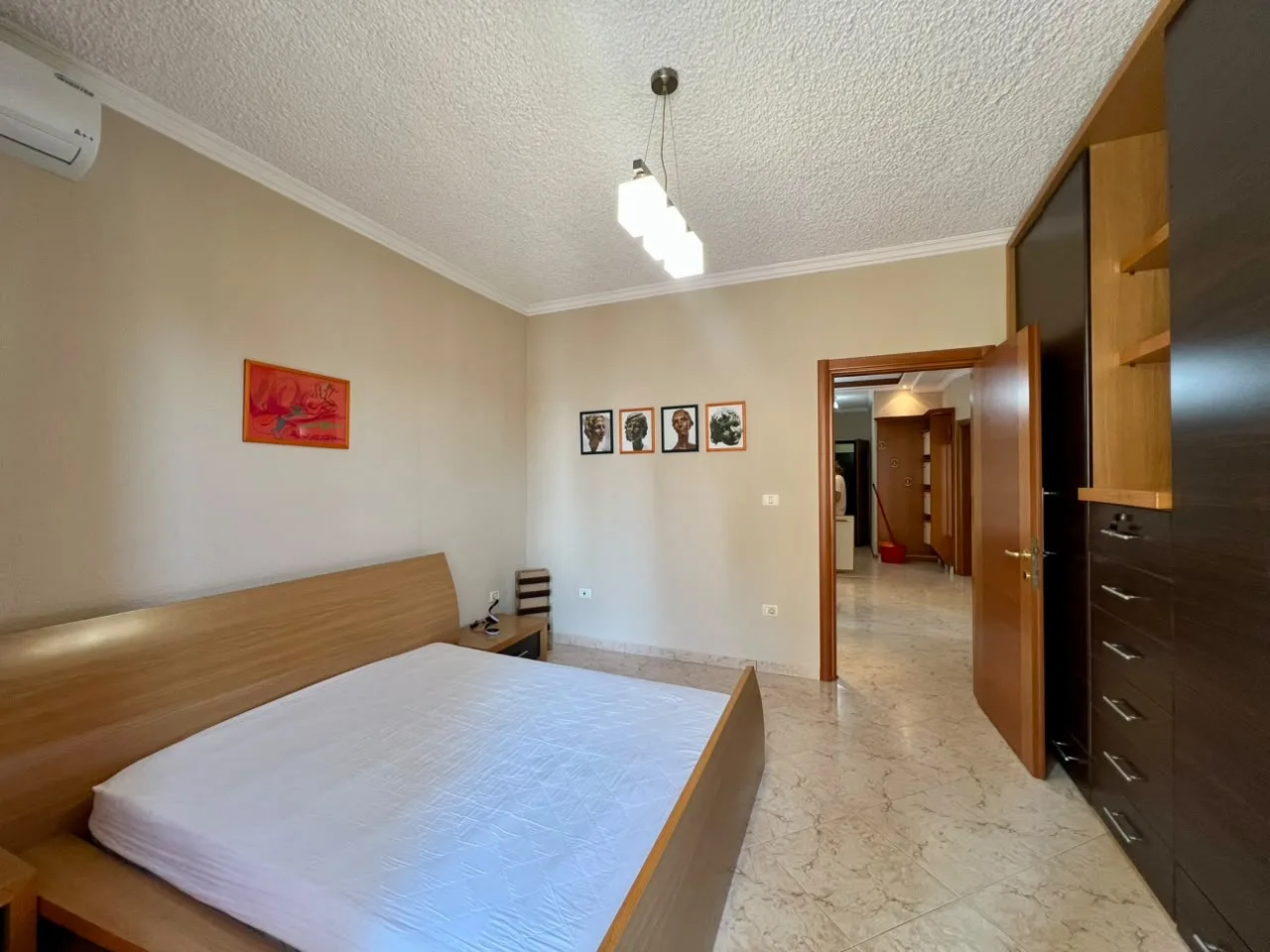 Zur Miete wurde eine möblierte 2+1-Wohnung mit 2 Balkonen in der Kossovarëve-Straße vermietet. - Image 14