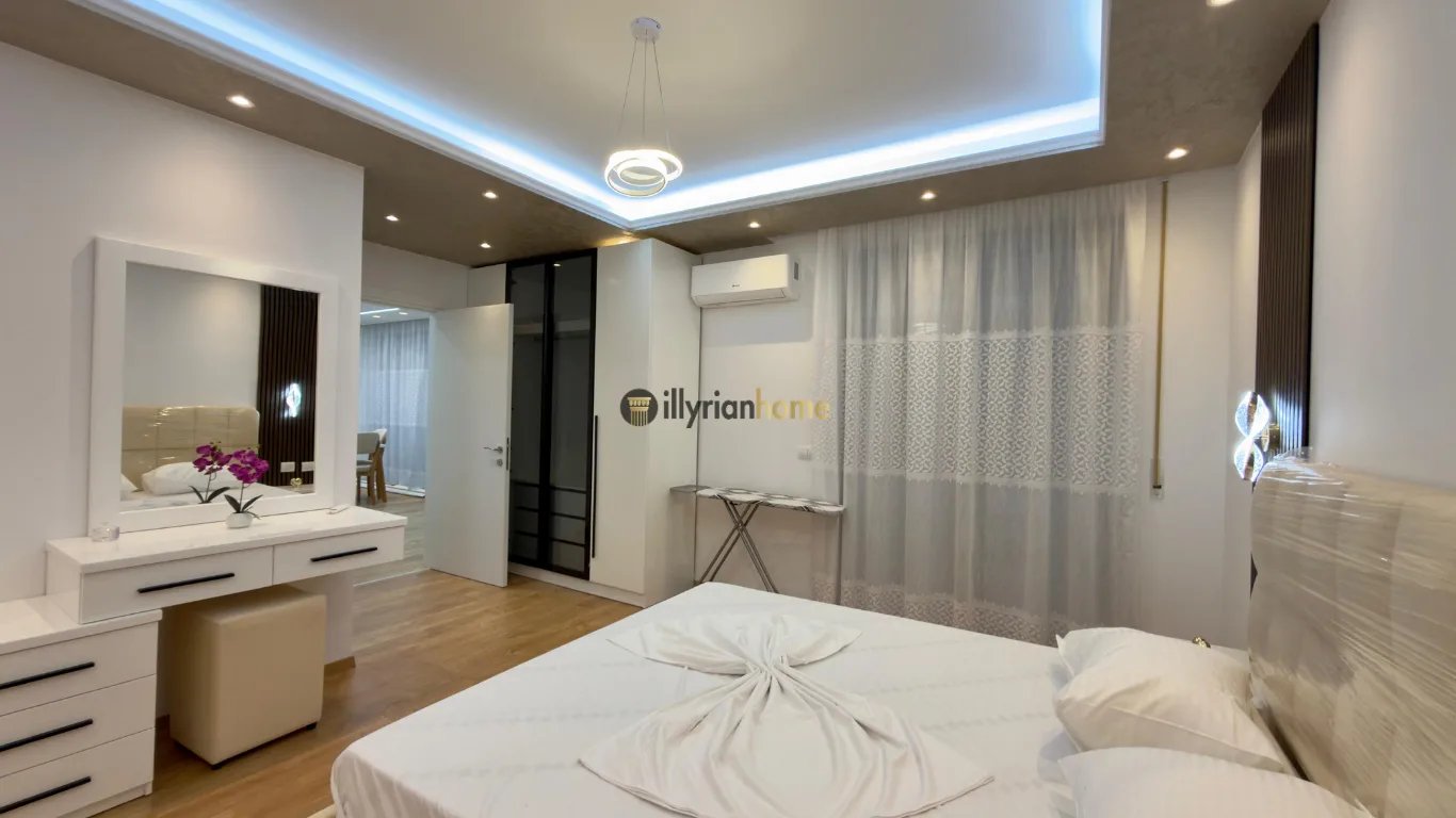 For rent, 2+1 apartment with parking, "Ish Dogana", Tirana. - Image 8