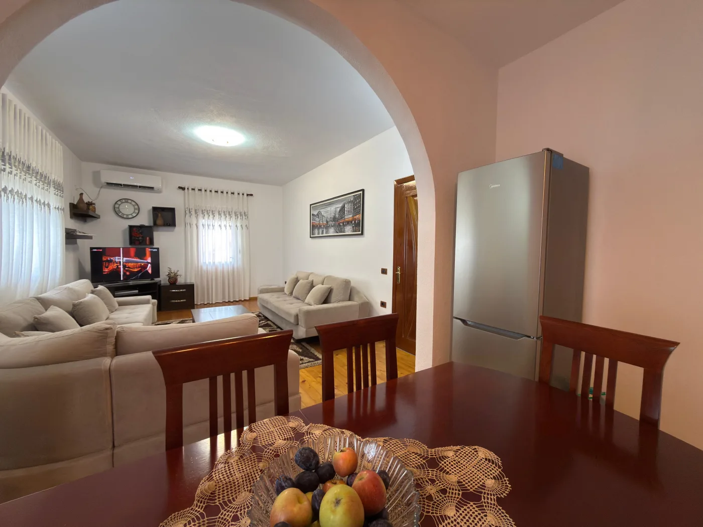 Shtëpi private me qira | Ideale për familje, diplomatë dhe staf ndërkombëtar | 3 parkime - Image 6