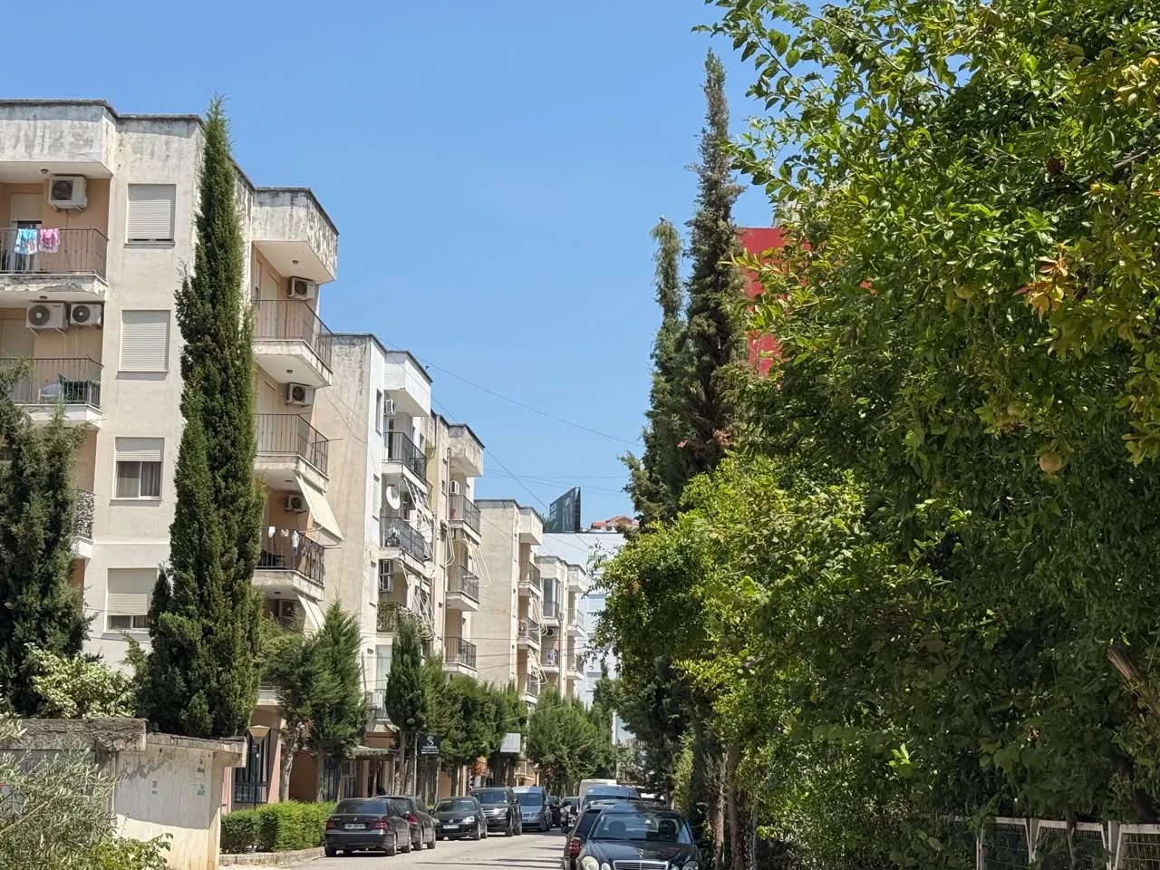 Exclusivo, en venta Apartamento 2+1 + balcón, "Golem", Durrës.