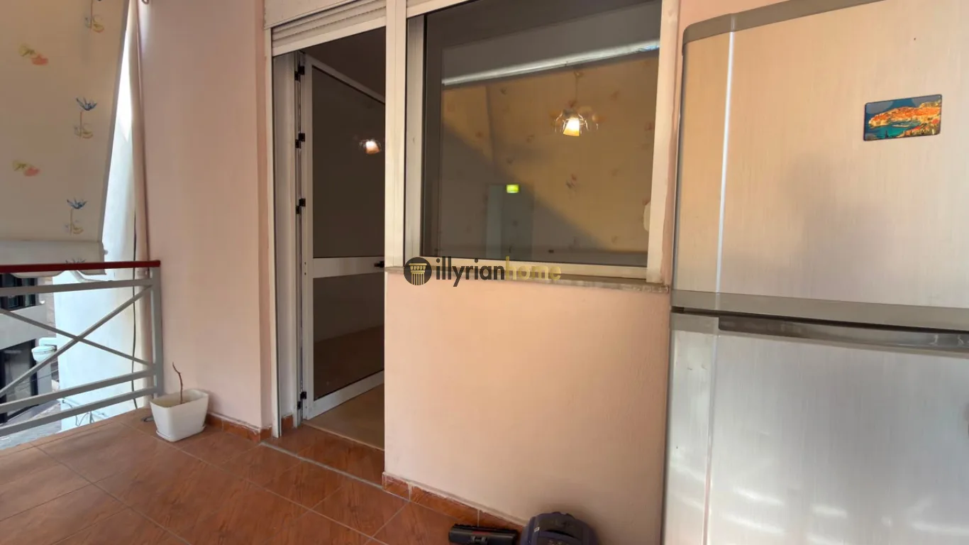 For rent, 2+1 apartment | Rruga Pashko Vaso - Image 4