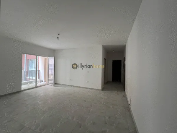 In vendita, 2+1 appartamento a Laprakë, Tirana. - Image 3