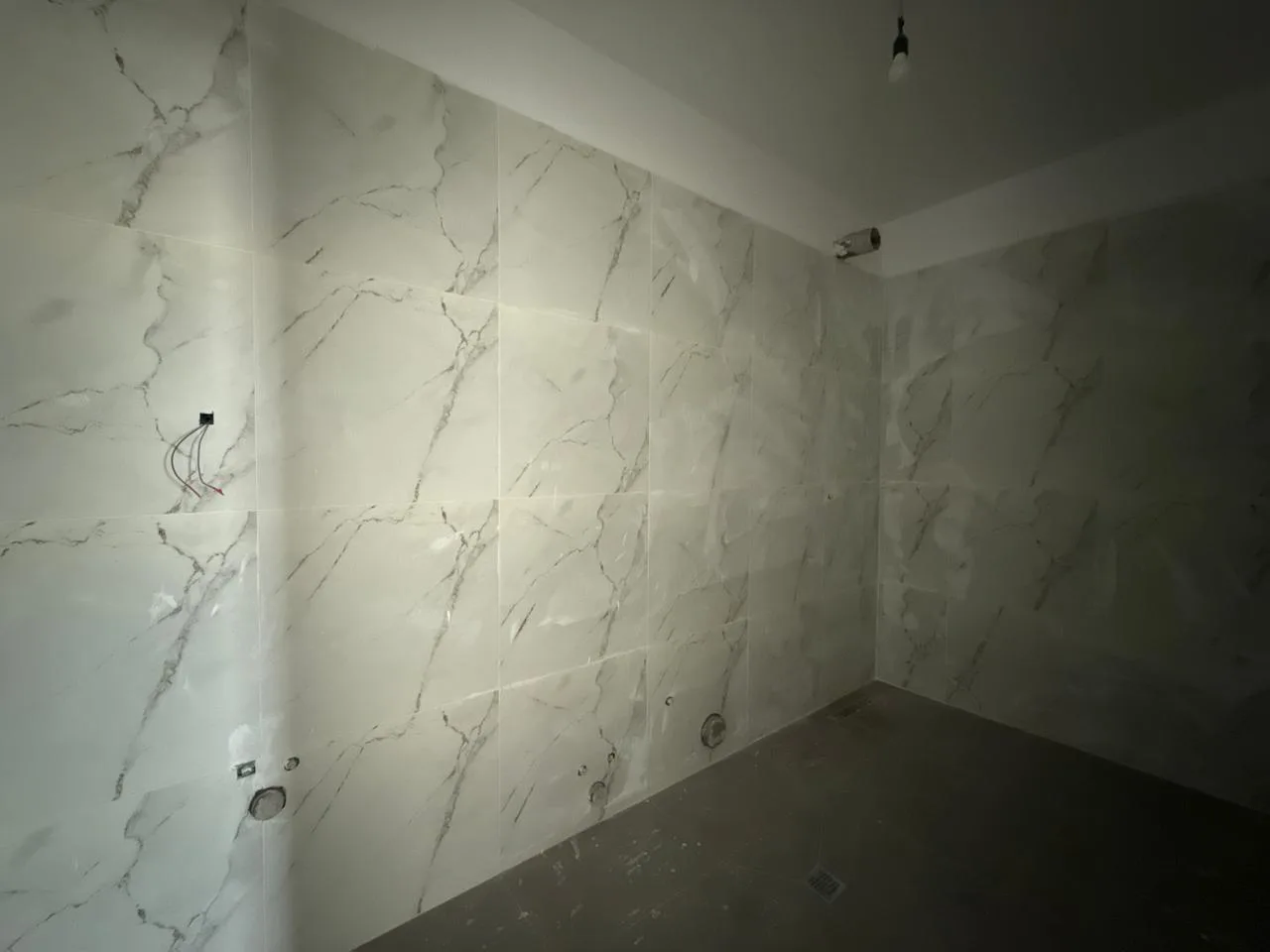 Zum Verkauf: Apartment 2+1 mit 2 Badezimmern und Balkon, Xhamlliku, Tirana. - Image 3