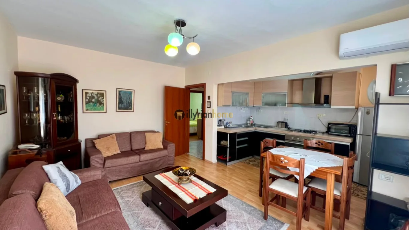 For rent, 2+1 apartment near Xhamlliku - Image 1