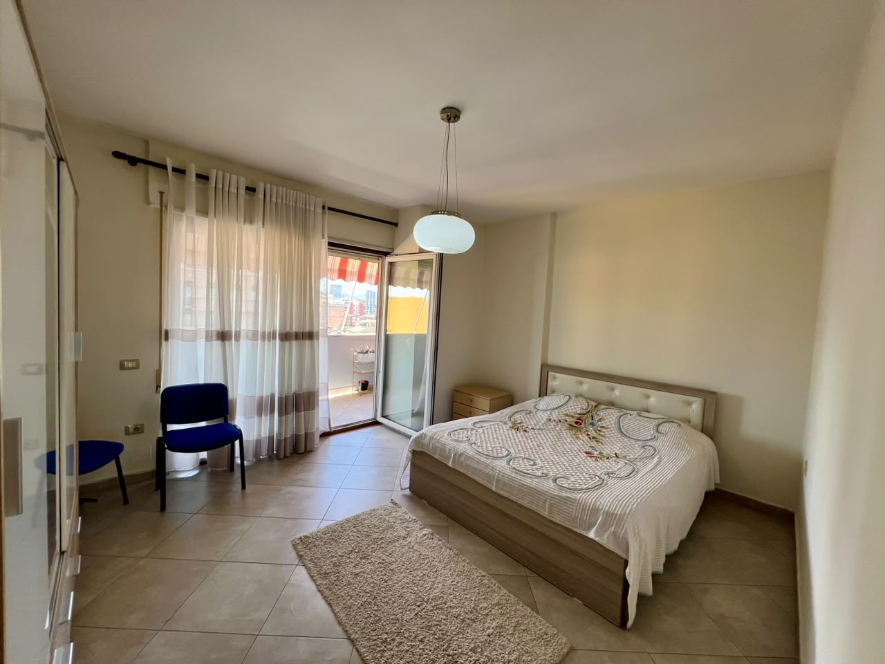 For rent, 2+1 apartment on Rr. Siri Kodra – Tirana 6