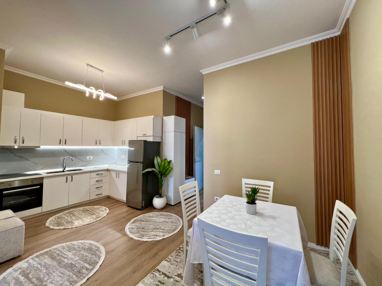 Modern 1+1 apartment for rent in the Botanical Garden area