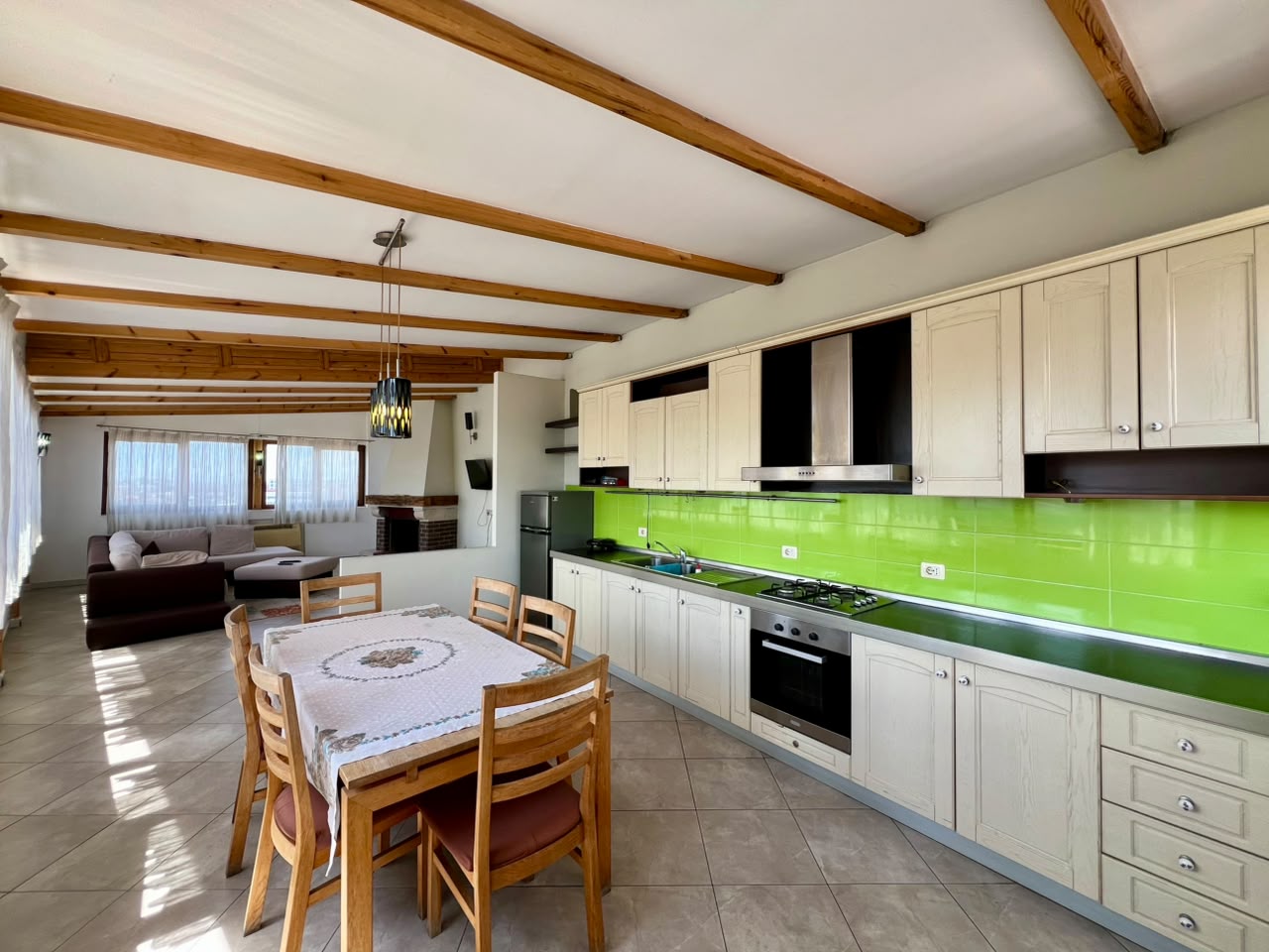 For rent, 2+1 apartment on Rr. Siri Kodra – Tirana 2