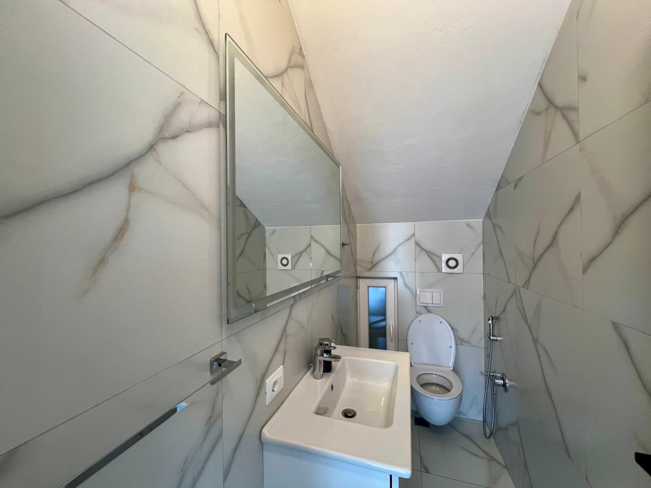 For rent, 3-story villa "Mjull Bathore", Tirana 4