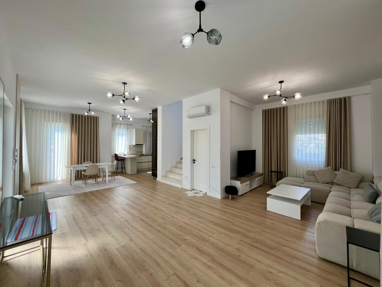 For rent, 3-story villa "Mjull Bathore", Tirana 16