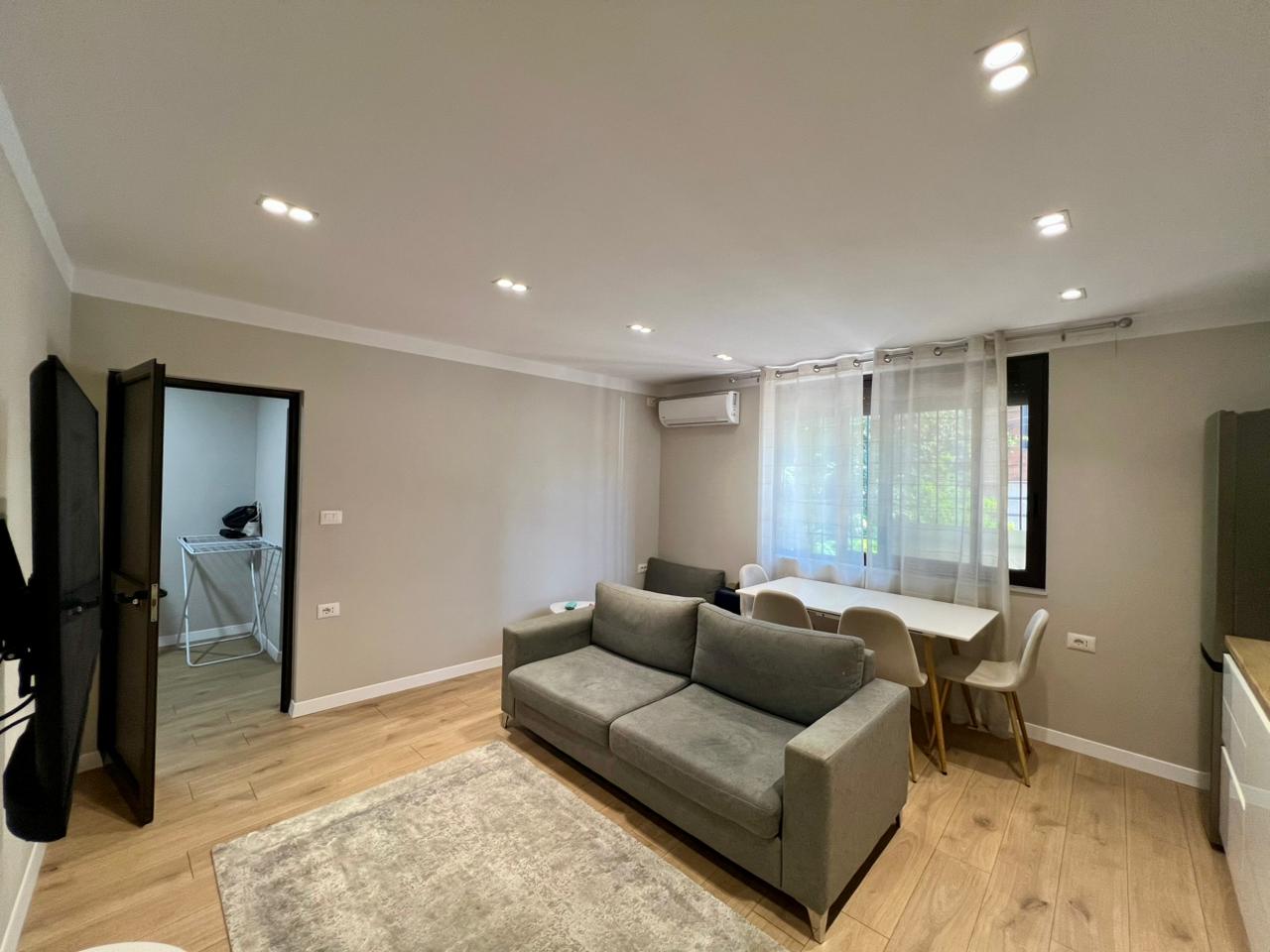 For rent, Private House 1+1, “Shkolla e Kuqe”, Tirana. 3