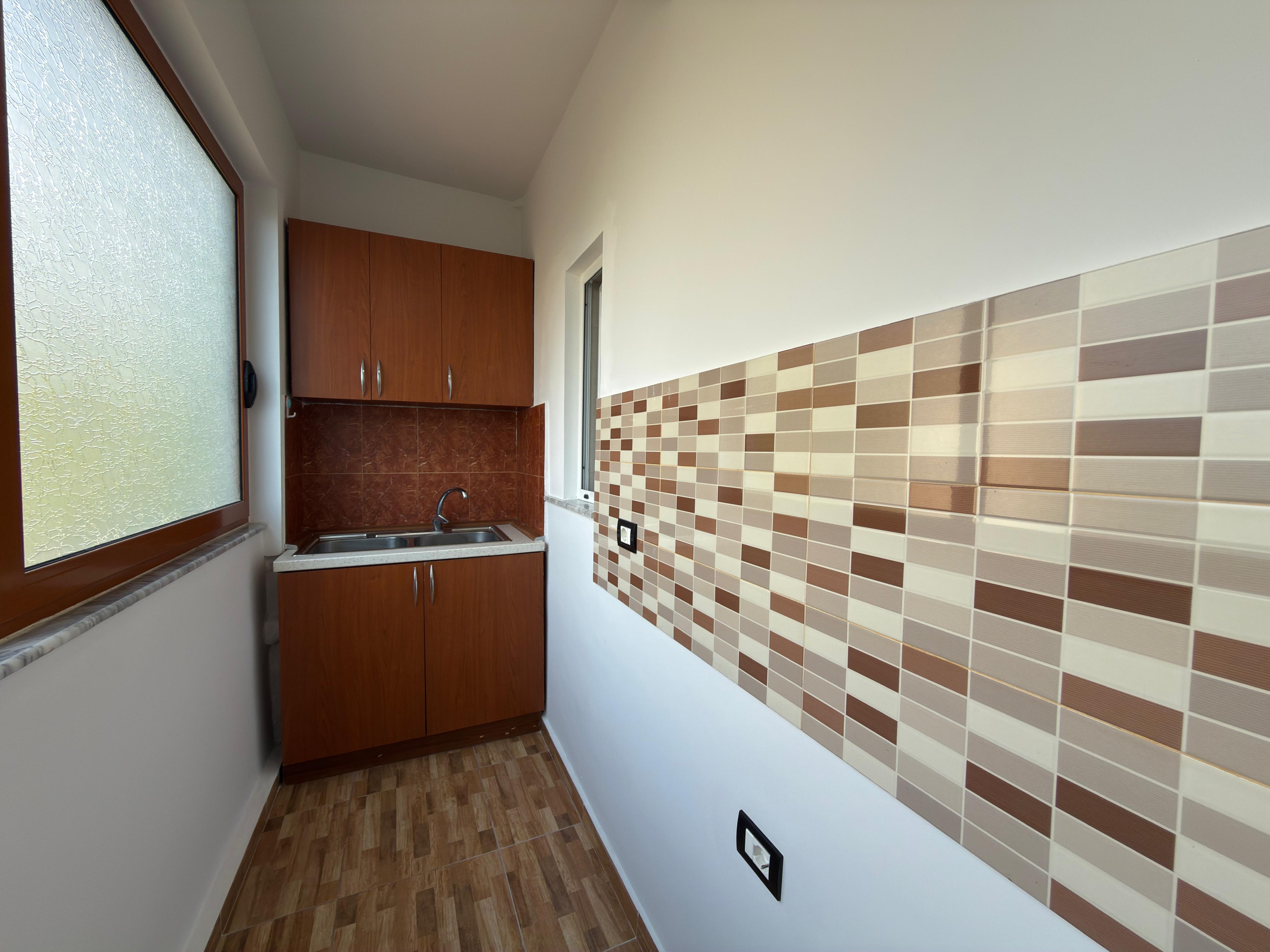 Exclusive, a newly furnished luxury 1+1 apartment for rent in the Allias area, Tirana 3