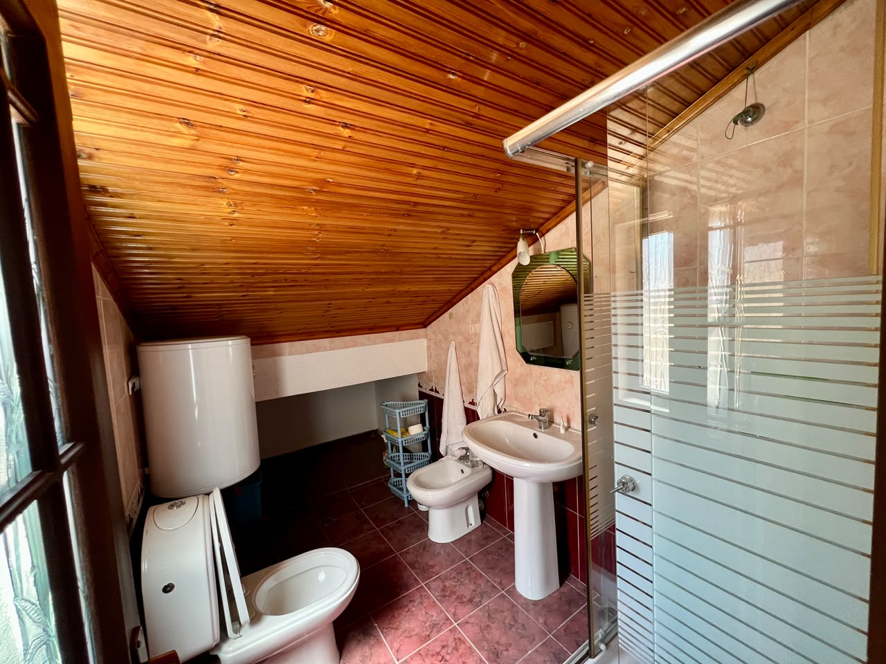 For rent, Papafingo 3+1+Verandah, “Pazari i Ri”, Tirana. 5