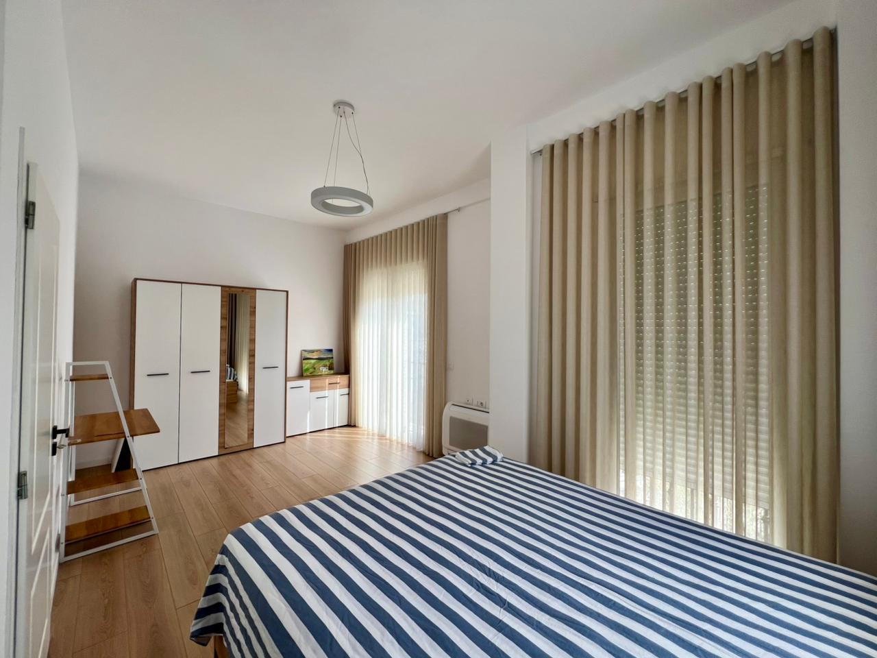 For rent, 3-story villa "Mjull Bathore", Tirana 19