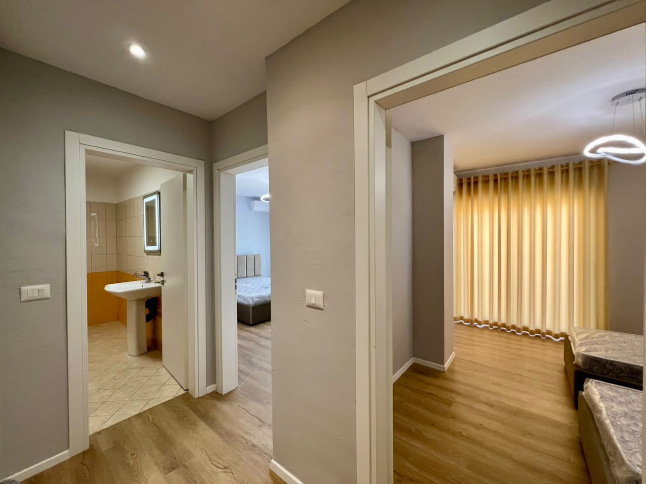 For rent: 2+1 apartment in the former Dogana area, Tirana 6