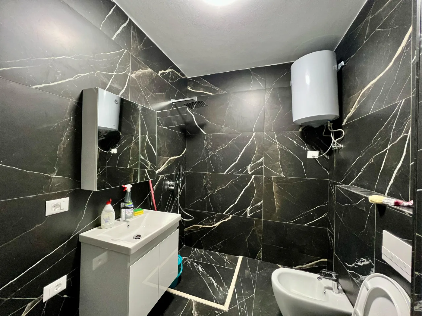 Für-rent, 1+1 Wohnung, "Shkolla e Baletit", Tirana. 4