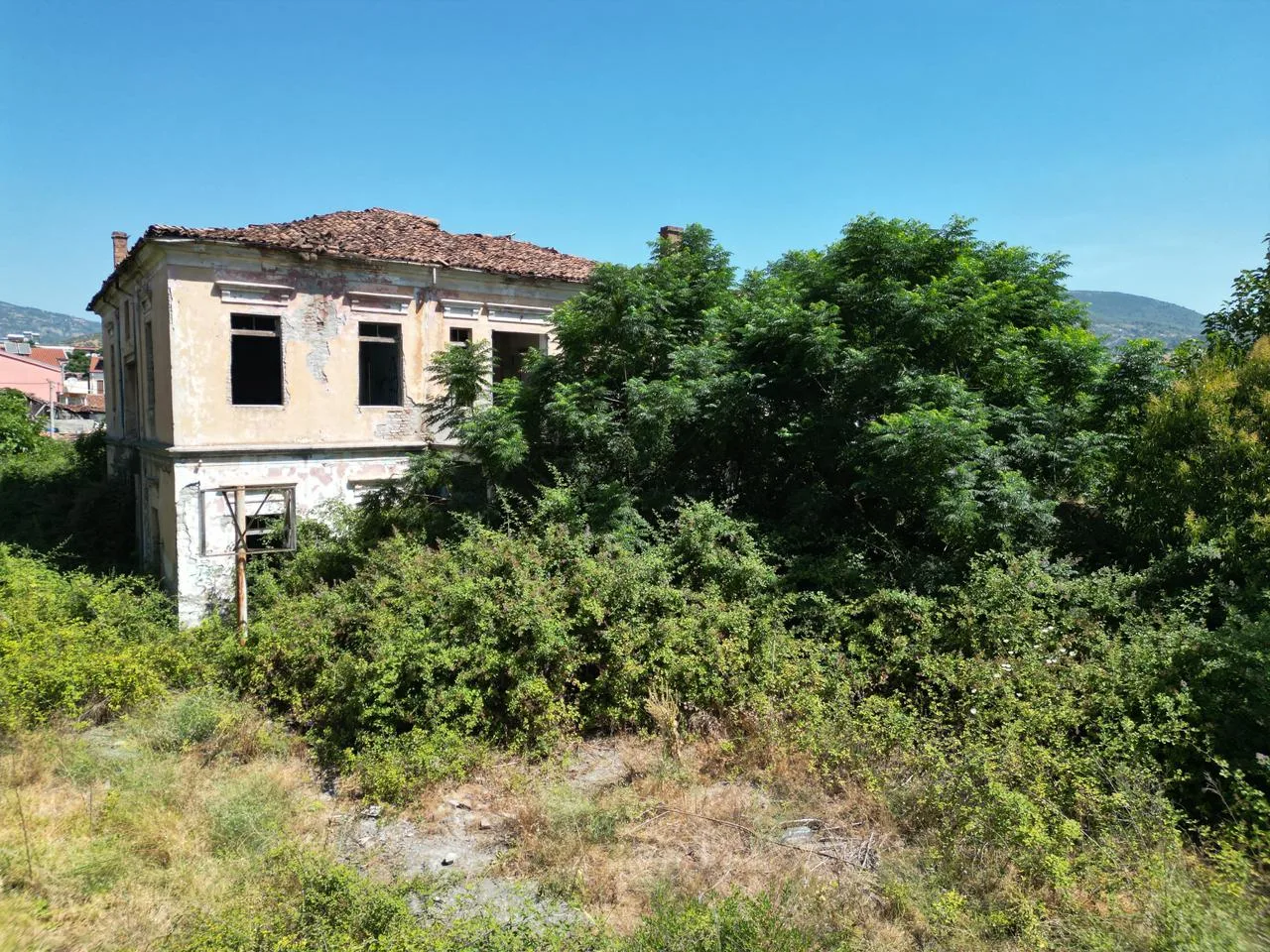 2 Exclusive Buildings for Sale by IllyrianHome in the Historic Zone of Elbasan 3