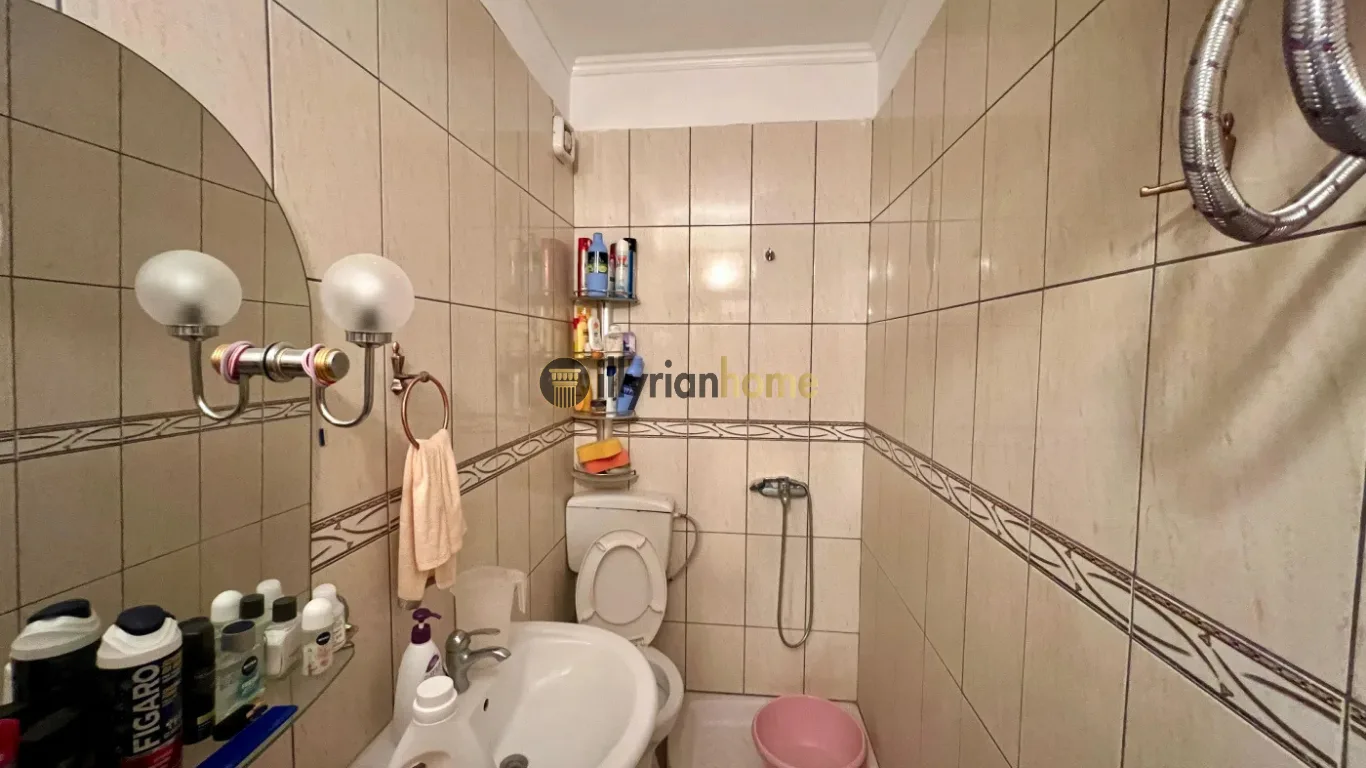 Ekskluziv, shitet Apartament 2+1 + ballkon , " Golem ", Durrës. - Image 7