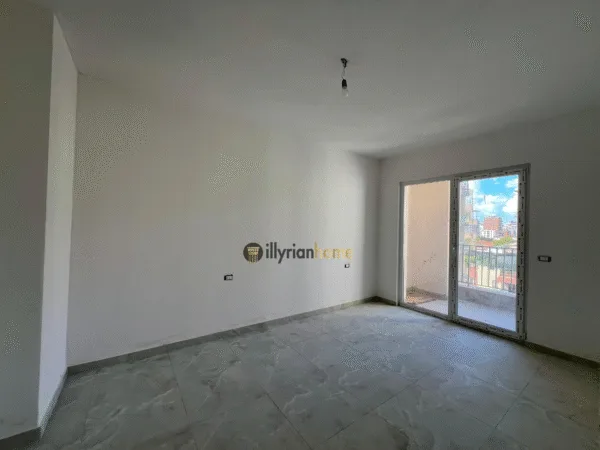 Shitet, Apartament 1+1 “Laprakë”,Tiranë.